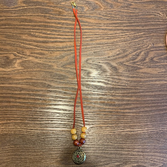 Mid length Golden Medallion Necklace 16" ONE OF A KIND HANDMADE NWOT - Picture 5 of 6